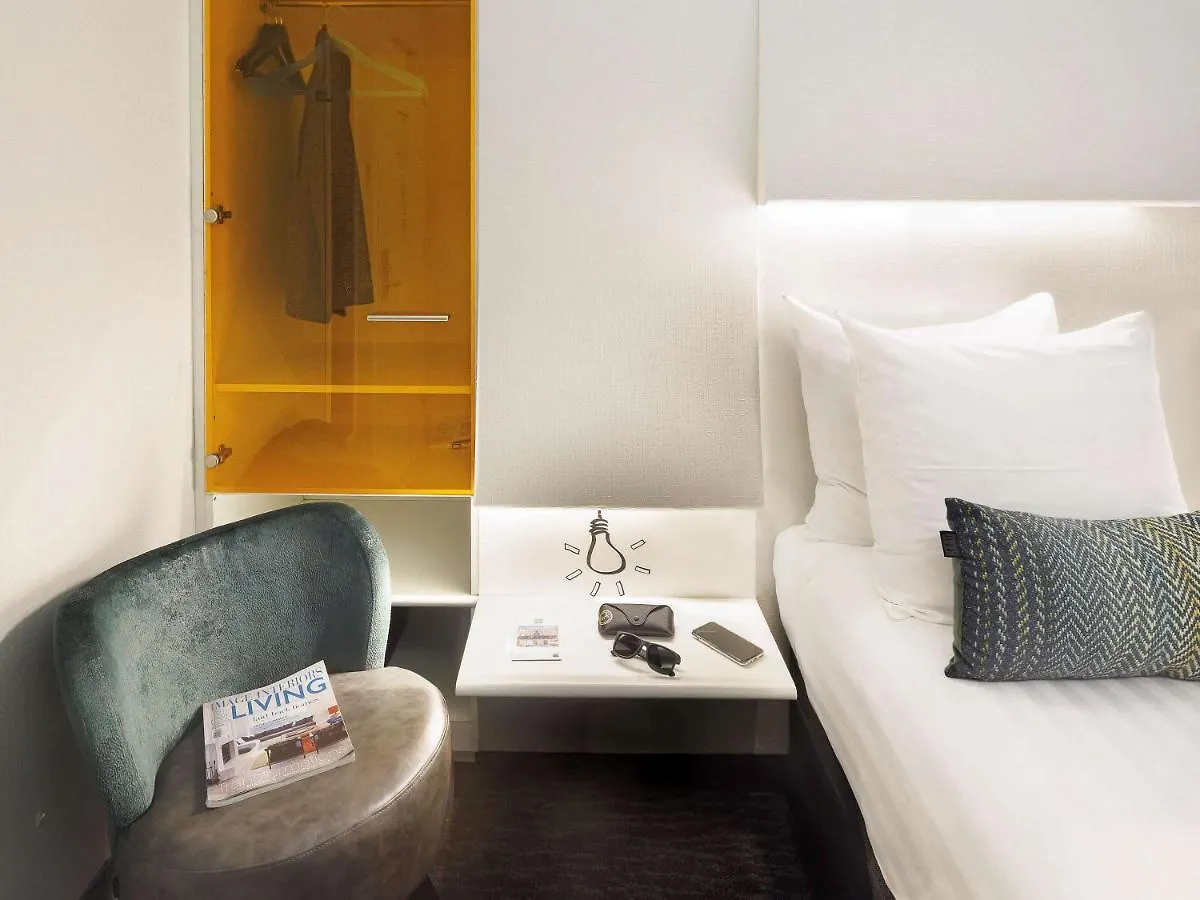 Hotel Ibis Styles Amsterdam Central Station