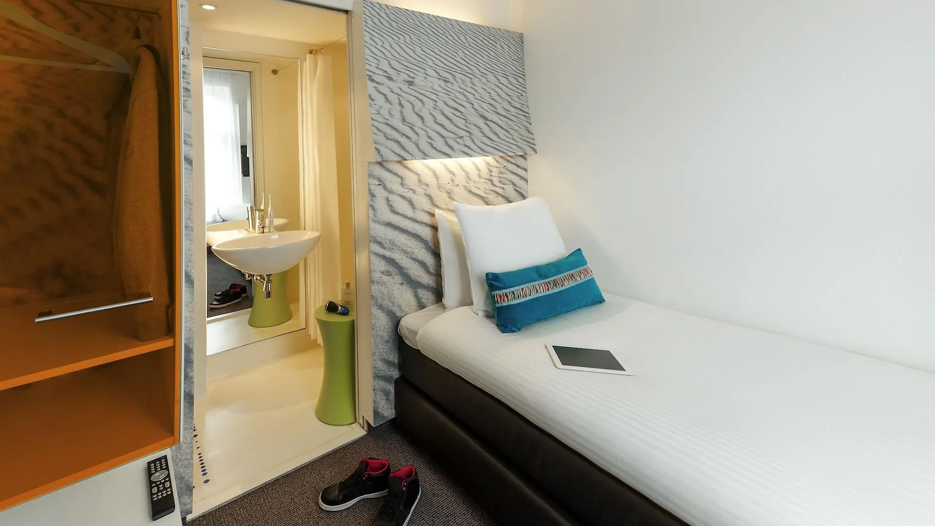 Hotel Ibis Styles Amsterdam Central Station