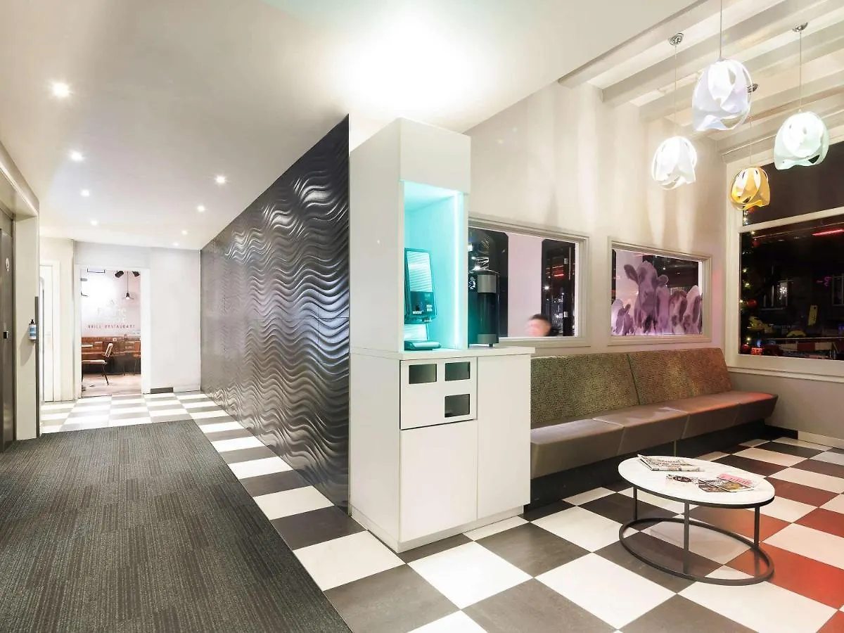 Ibis Styles Amsterdam Central Station 3*,