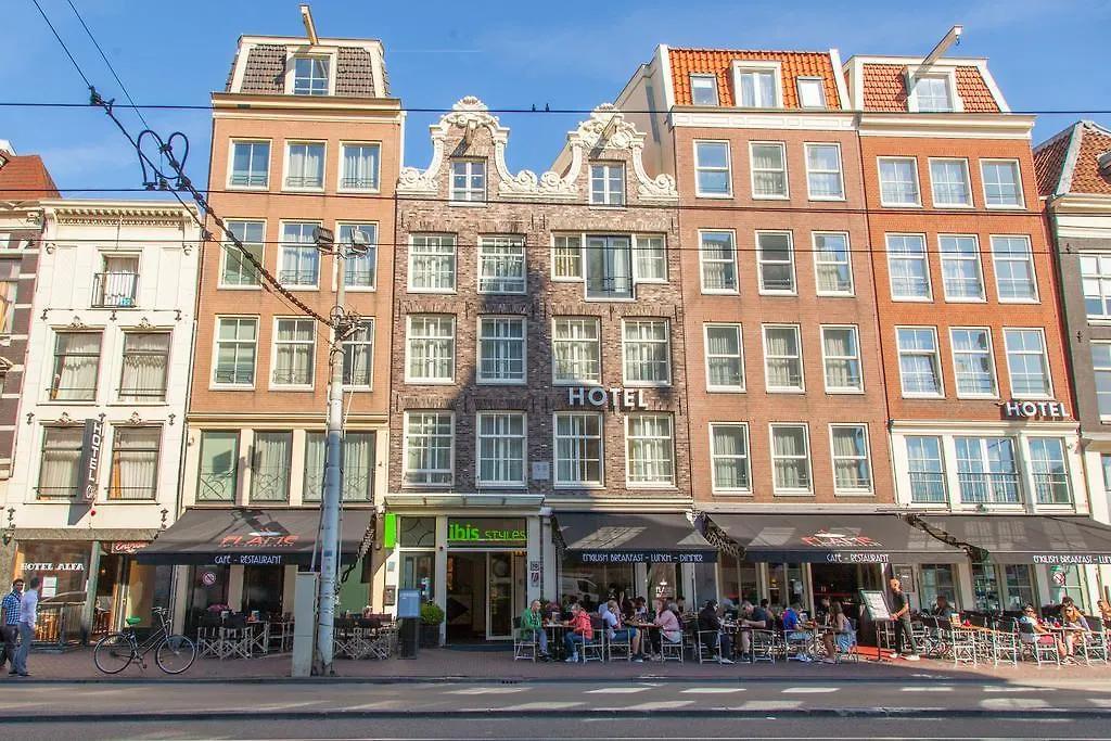 ibis Styles Amsterdam Central Station 3*,